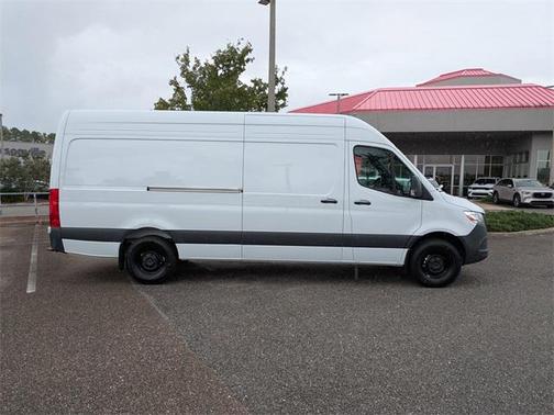 2025 Mercedes-Benz Sprinter 2500 High Roof