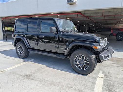 2025 Jeep Wrangler 4-Door Sahara 4x4