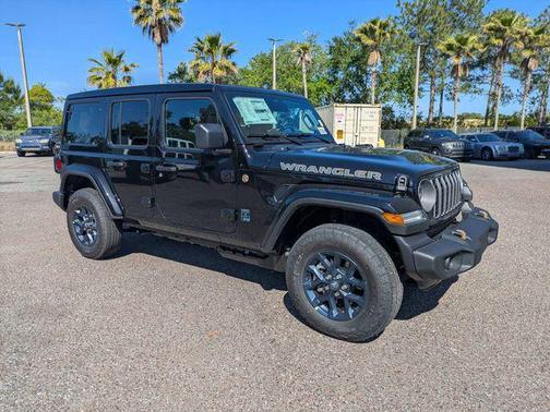 Black Clearcoat 2026 Jeep Wrangler 85th Anniversary