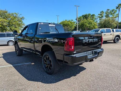 2025 RAM 2500 Big Horn Crew Cab 4x4 6'4' Box