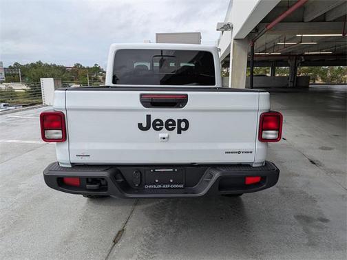 2025 Jeep Gladiator High Tide