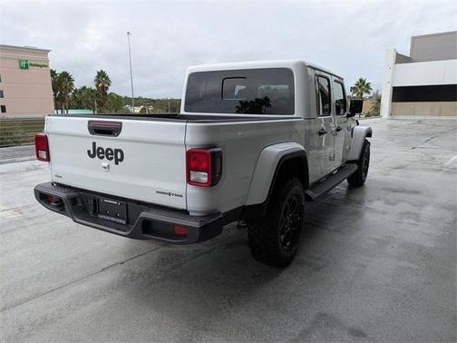 2025 Jeep Gladiator High Tide
