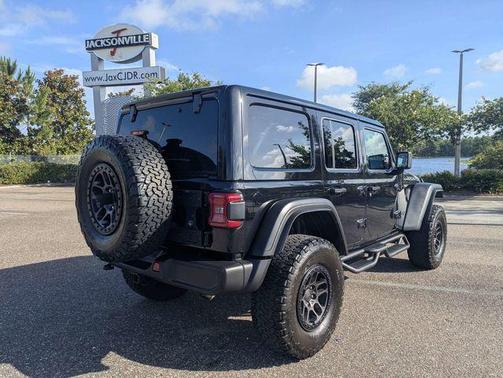 Black Clearcoat 2022 Jeep Wrangler Unlimited High Tide 4x4