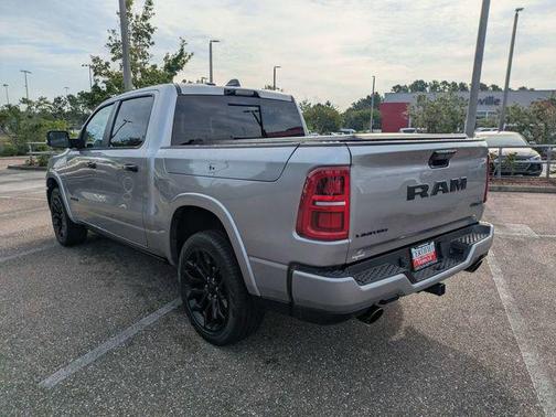 Billet Silver Metallic Clearcoat 2025 RAM 1500 Limited