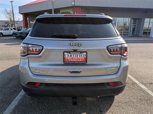 2022 Jeep Compass Latitude Lux