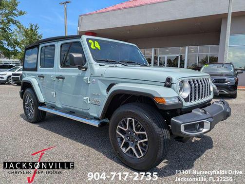 Earl Clearcoat 2024 Jeep Wrangler 4-Door Sahara 4x4