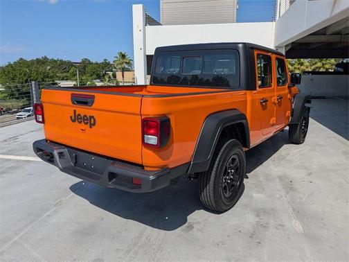2025 Jeep Gladiator Sport