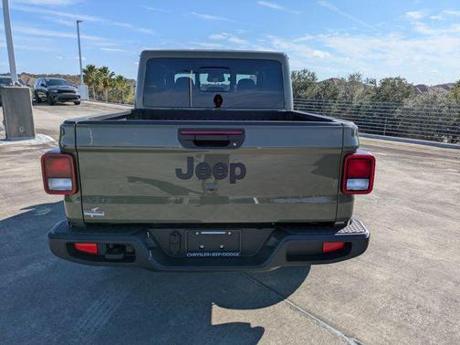 2026 Jeep Gladiator Sport S