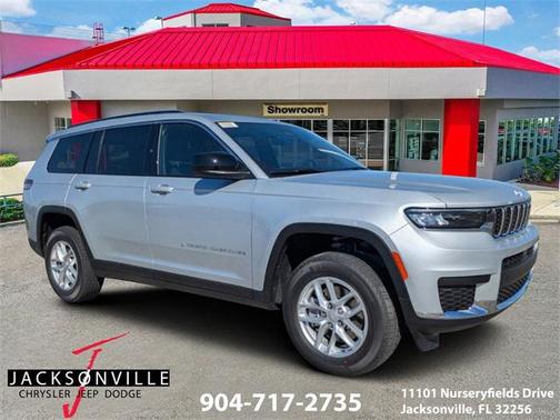 2025 Jeep Grand Cherokee Laredo