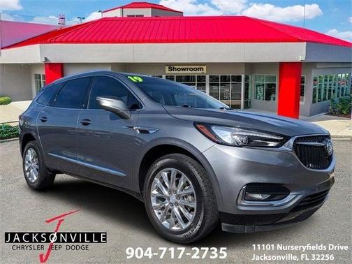 Photo 1 of 30 of 2019 Buick Enclave Essence