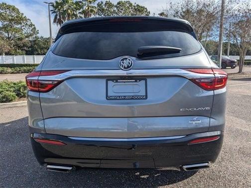 Photo 5 of 30 of 2019 Buick Enclave Essence