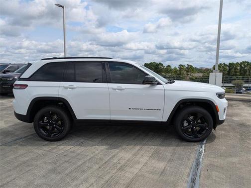 2025 Jeep Grand Cherokee Limited X