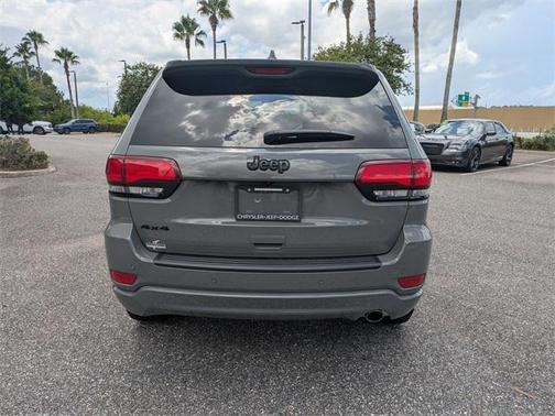 2021 Jeep Grand Cherokee Laredo