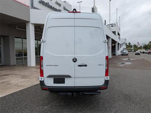 2025 Mercedes-Benz Sprinter 2500 High Roof