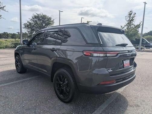 Baltic Gray Metallic Clearcoat 2025 Jeep Grand Cherokee Altitude