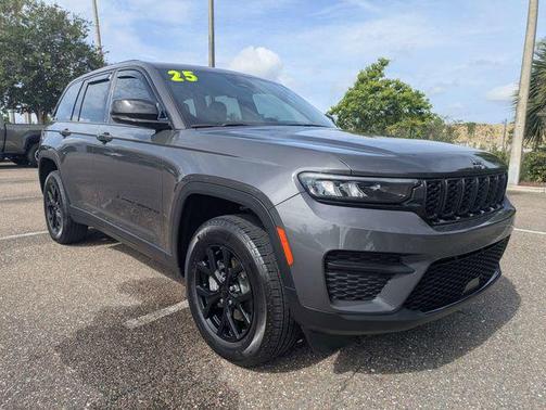 Baltic Gray Metallic Clearcoat 2025 Jeep Grand Cherokee Altitude
