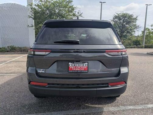 Baltic Gray Metallic Clearcoat 2025 Jeep Grand Cherokee Altitude