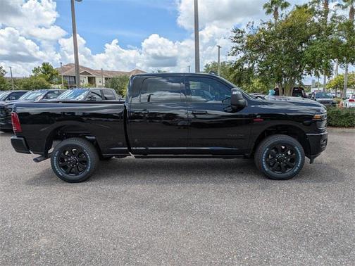 2025 RAM 2500 Laramie Crew Cab 4x4 6'4' Box