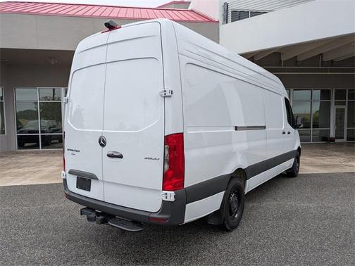 2025 Mercedes-Benz Sprinter 2500 High Roof