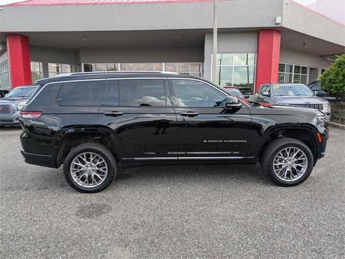 2022 Jeep Grand Cherokee L Summit