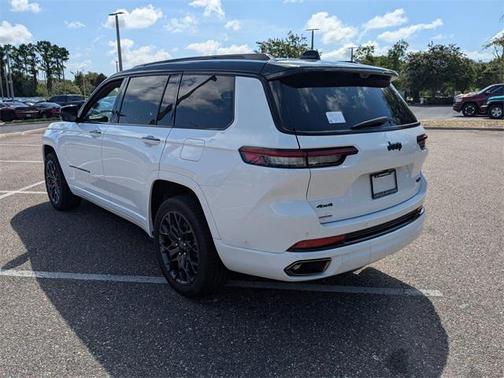 2025 Jeep Grand Cherokee L Summit Reserve