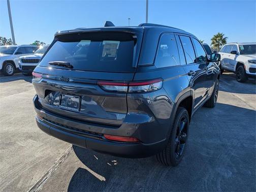 2025 Jeep Grand Cherokee Altitude