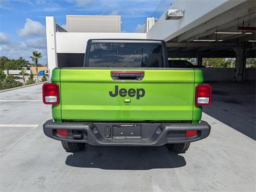 2025 Jeep Gladiator Nighthawk