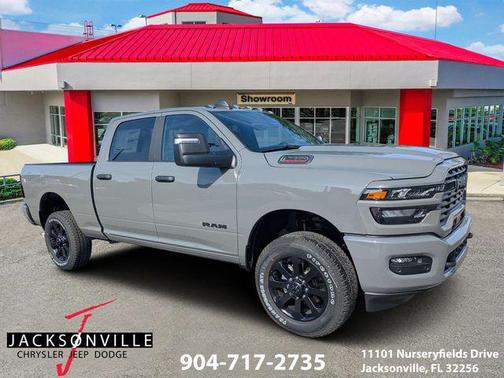 Ceramic Gray Clearcoat 2026 RAM 2500 Big Horn Crew Cab 4x4 6'4' Box