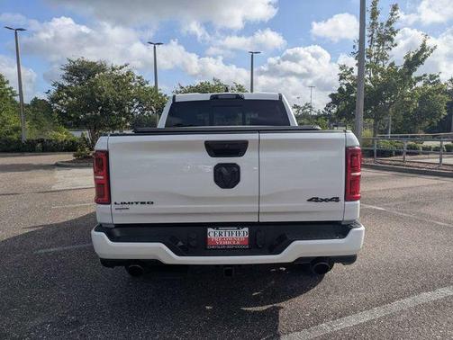 Ivory White Tri-Coat Pearlcoat 2026 RAM 1500 Limited