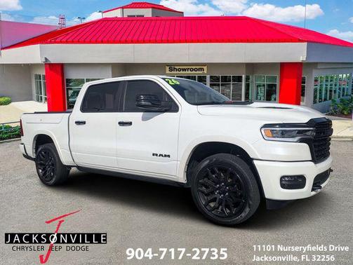 Ivory White Tri-Coat Pearlcoat 2026 RAM 1500 Limited