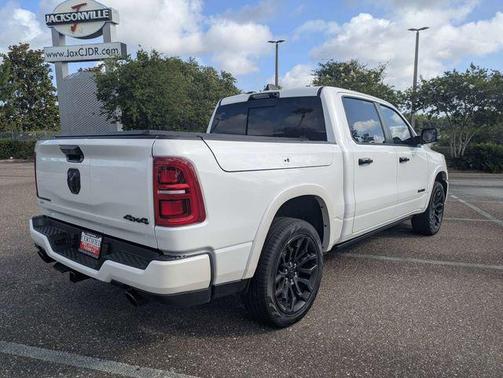 Ivory White Tri-Coat Pearlcoat 2026 RAM 1500 Limited