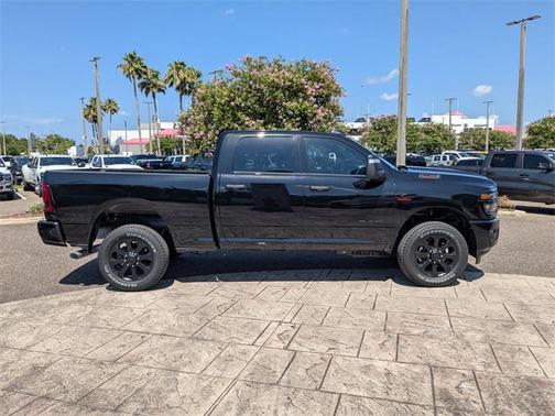 2025 RAM 2500 Big Horn Crew Cab 4x4 6'4' Box