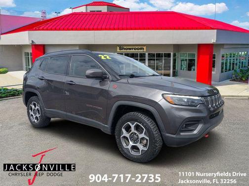 Granite Crystal Metallic Clearcoat 2022 Jeep Compass Trailhawk