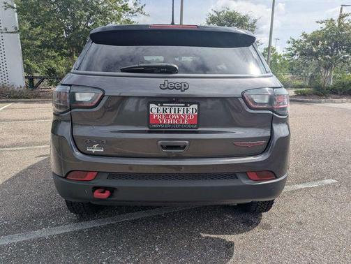 Granite Crystal Metallic Clearcoat 2022 Jeep Compass Trailhawk