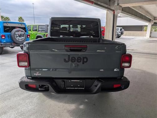 2026 Jeep Gladiator Sport S