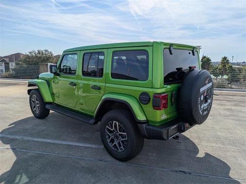 2026 Jeep Wrangler 4-Door Sahara 4x4