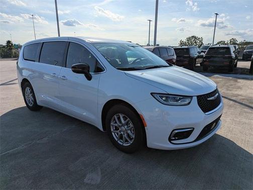 2026 Chrysler Pacifica L