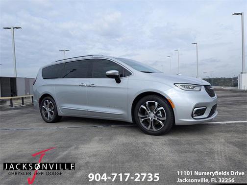 2026 Chrysler Pacifica L