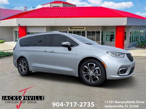 2026 Chrysler Pacifica L