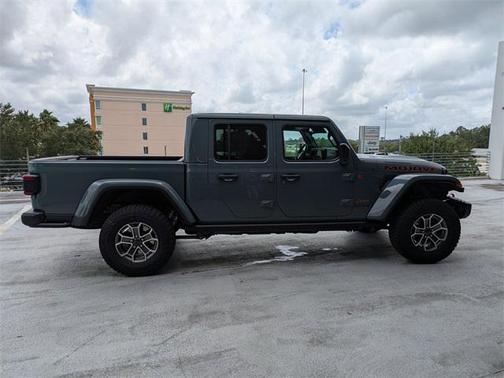 2025 Jeep Gladiator Mojave X