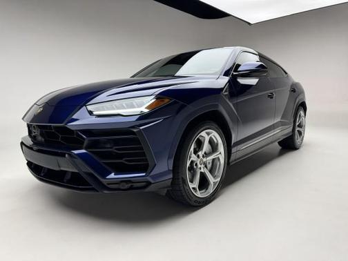 2021 Lamborghini Urus 
