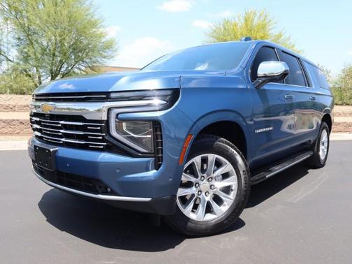 Lakeshore Blue Metallic 2025 Chevrolet Suburban Premier