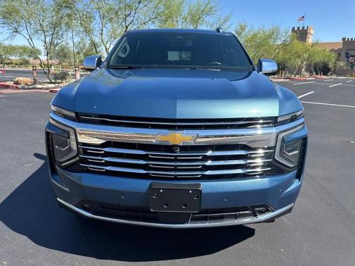 Lakeshore Blue Metallic 2025 Chevrolet Suburban Premier
