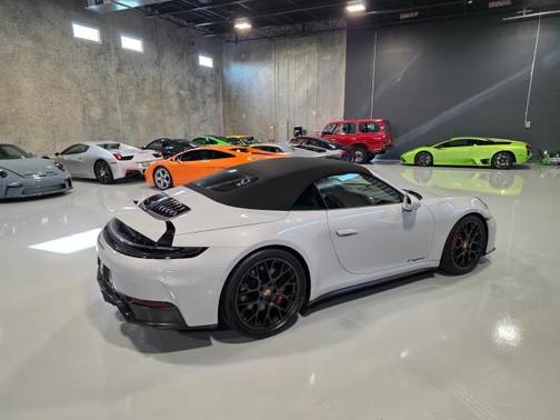 Ice Grey Metallic 2026 Porsche 911 Carrera 4 GTS