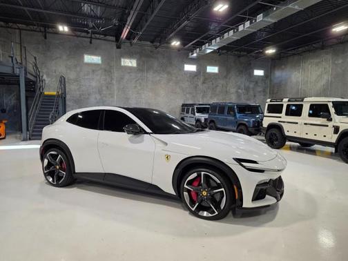 2025 Ferrari Purosangue Bianco Cervino