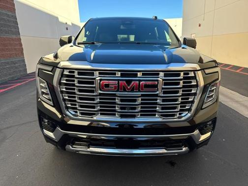Onyx Black 2025 GMC Yukon XL Denali