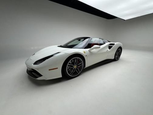 2017 Ferrari 488 Spider Base