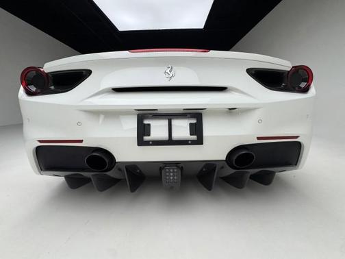 2017 Ferrari 488 Spider Base