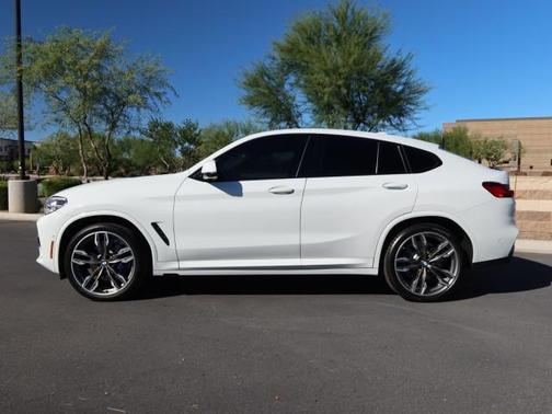 2021 BMW X4 M40i