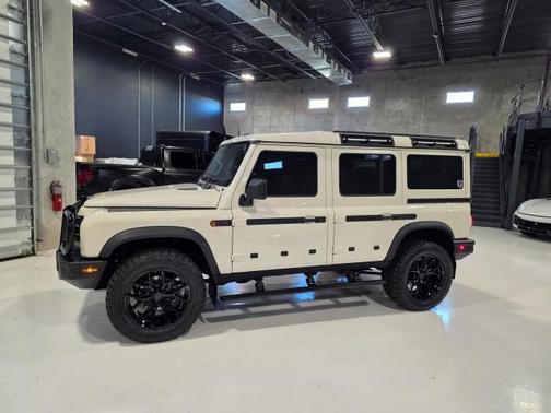 2025 INEOS Grenadier AWD